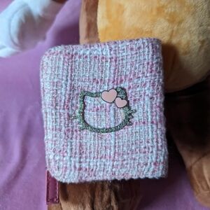 Hello kitty wallet pink tweed look 🩷